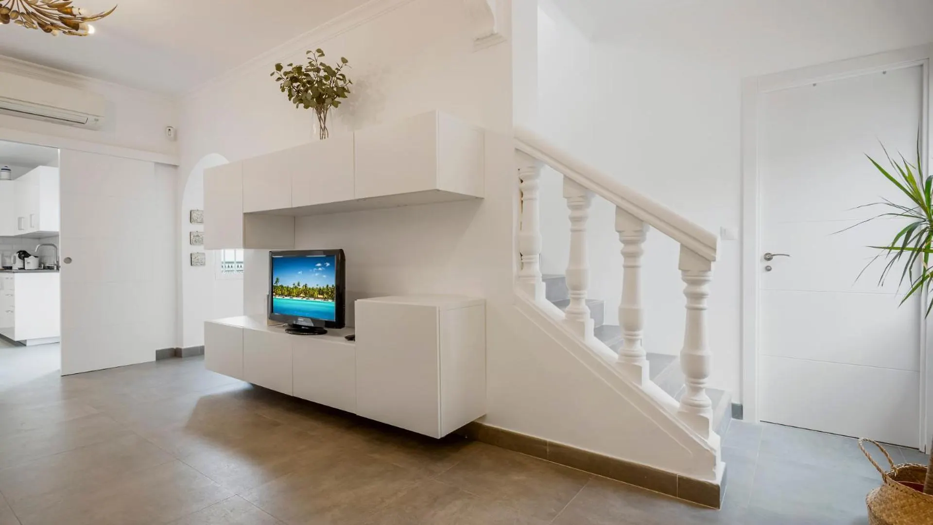 Holiday home Charming 3 Bedroom House With 2 Terraces Malaga