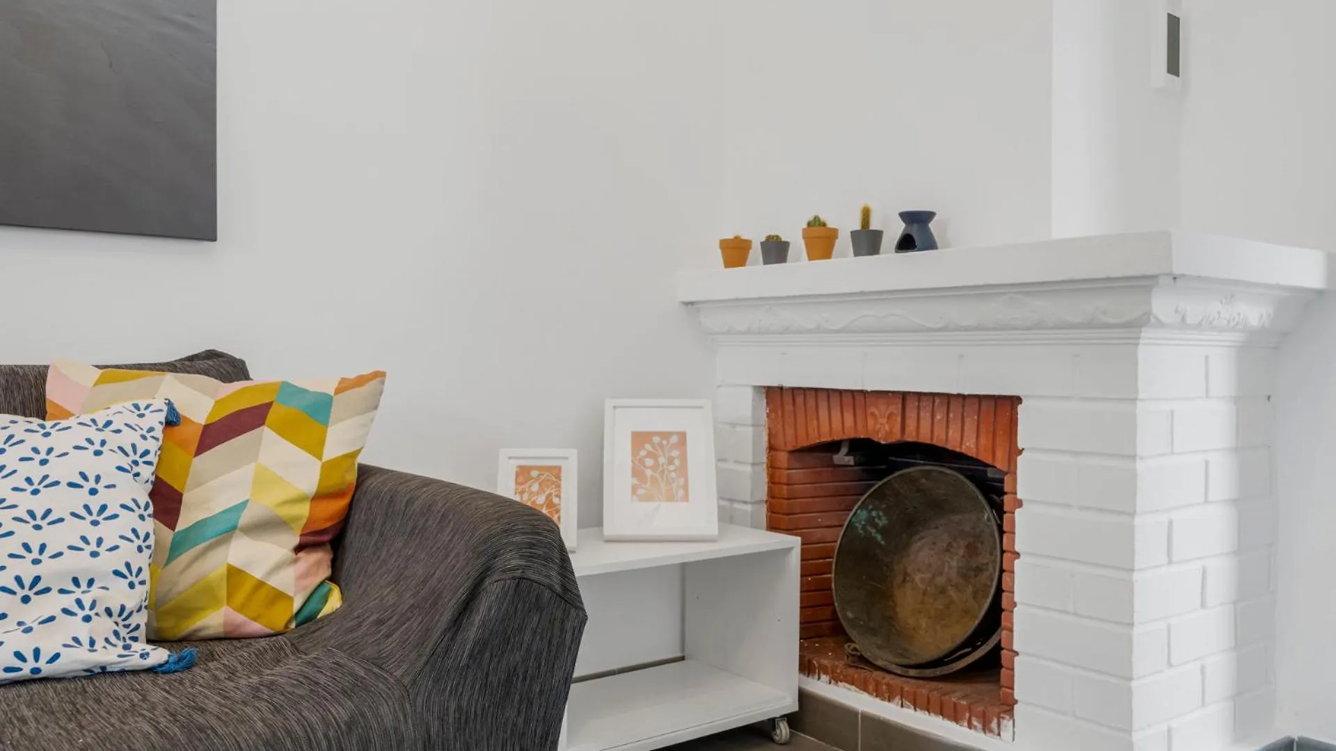 Charming 3 Bedroom House With 2 Terraces Малага